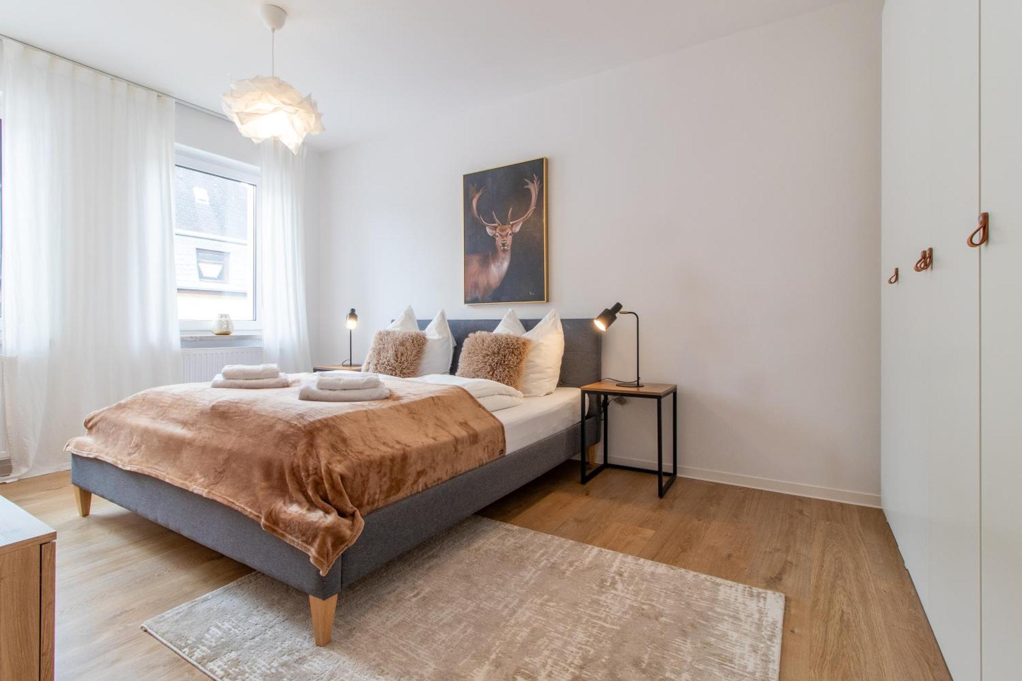 Stilvolles City-Apartment I Netflix I Wlan L Stellplatz I Zentral Schwarzenberg  Bagian luar foto
